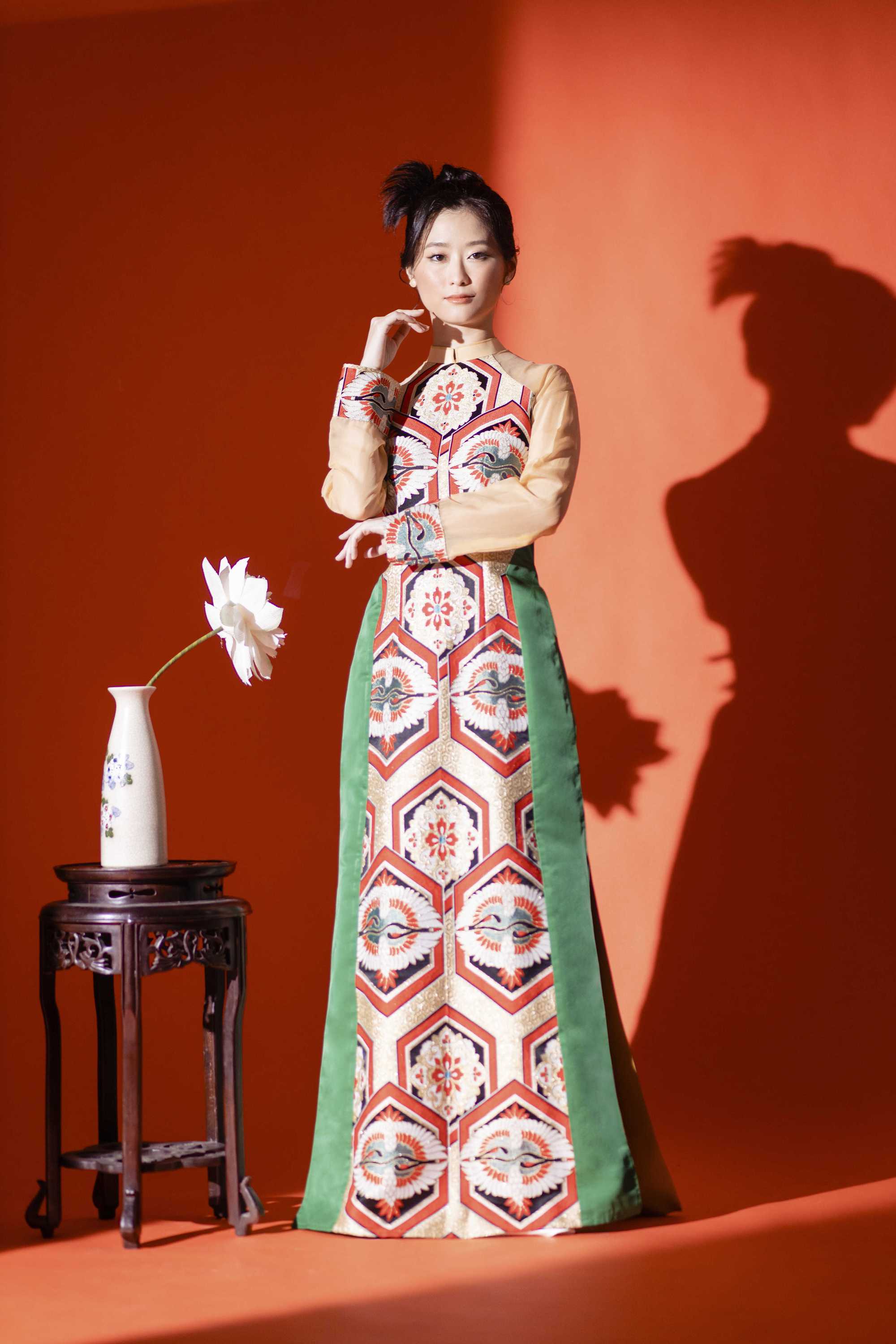 Nàng thơ phim “Em và Trịnh” diện áo dài Việt lấy cảm hứng từ văn hóa Nhật - Ảnh 2.