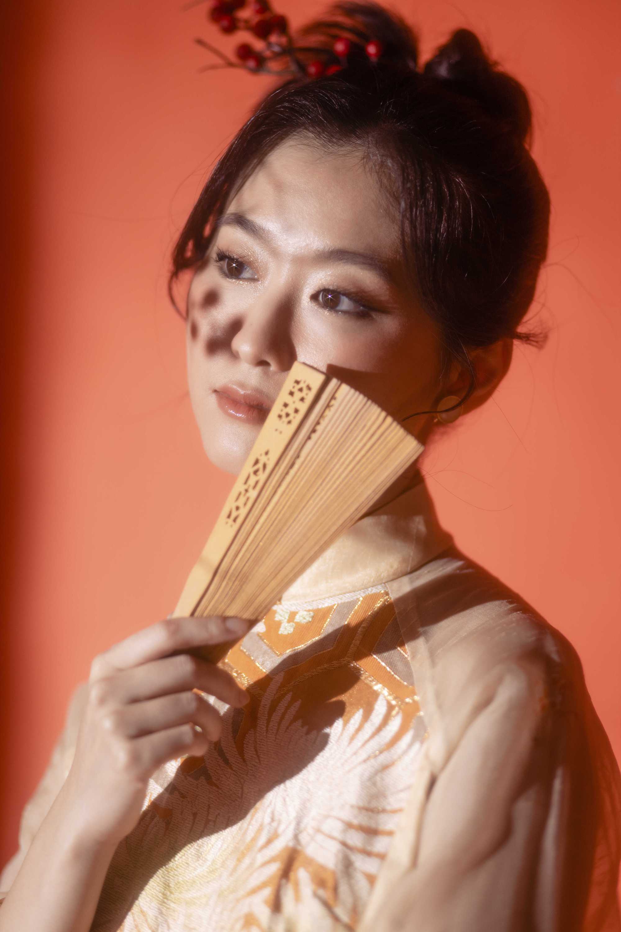 Nàng thơ phim “Em và Trịnh” diện áo dài Việt lấy cảm hứng từ văn hóa Nhật - Ảnh 1.