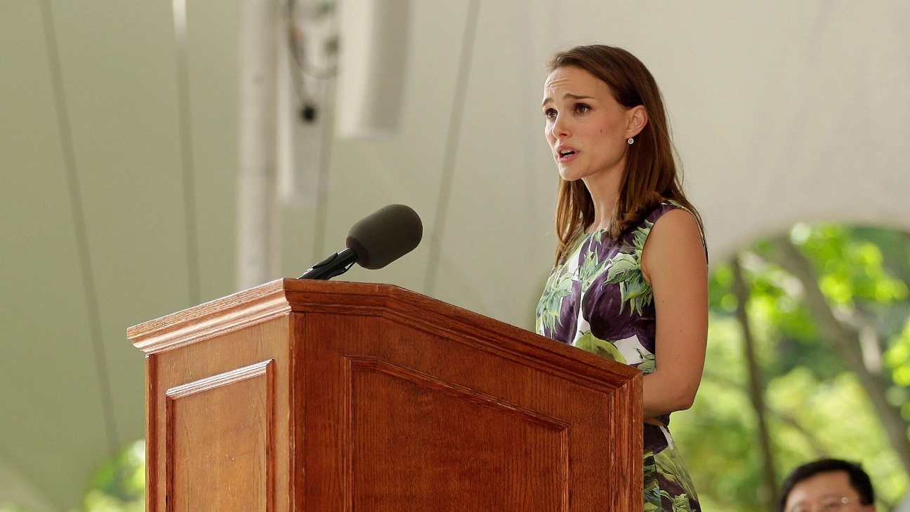 “Bạn gái Thor” Natalie Portman: “Thiên Nga Đen” của Hollywood, sở hữu IQ cao ngất cùng tấm bằng cử nhân Harvard - Ảnh 8.