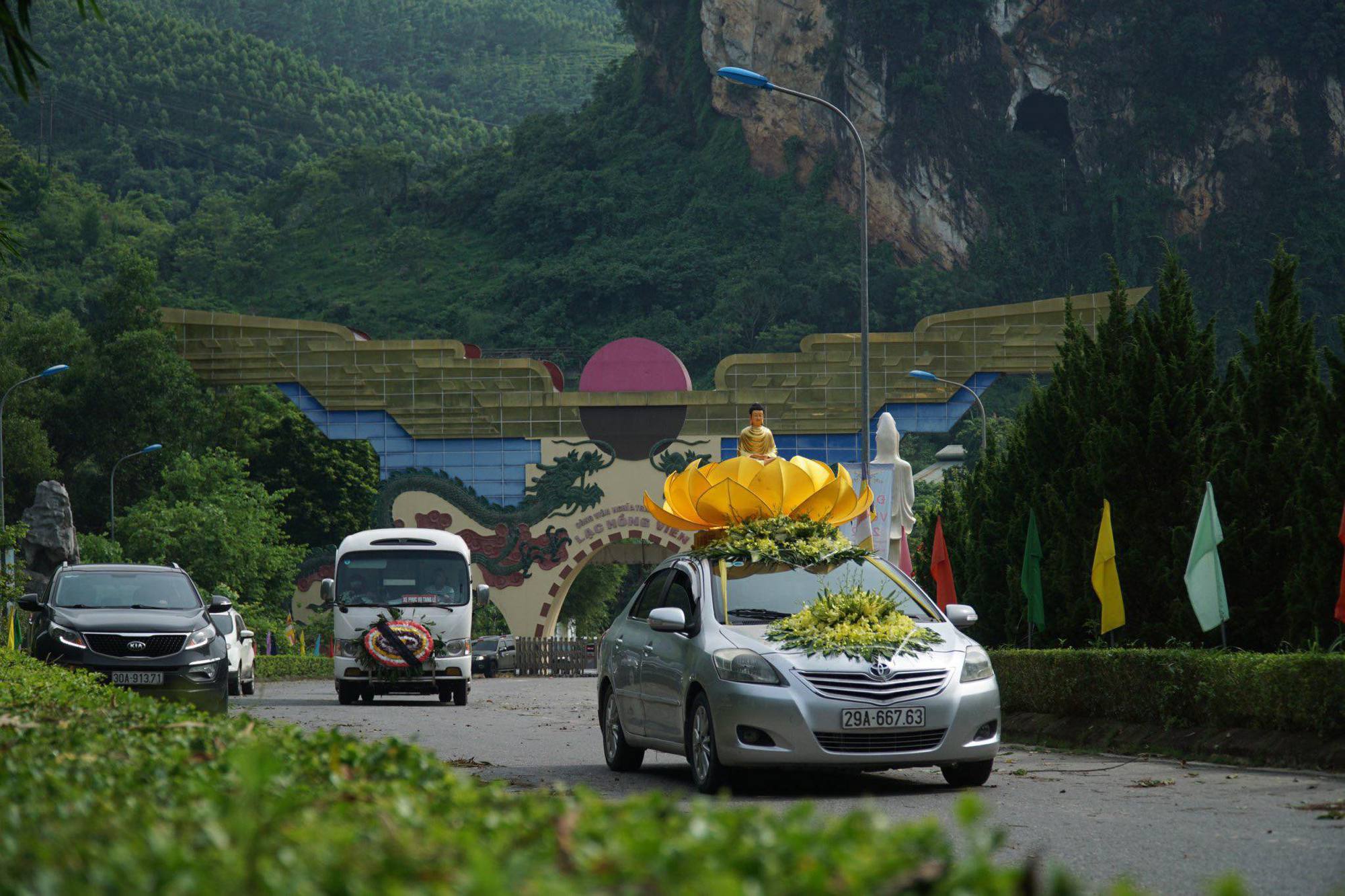 Con gái cố NS Giang Còi: Cho đến bây giờ, gia đình mới tìm được chỗ chôn cất ba - Ảnh 12.