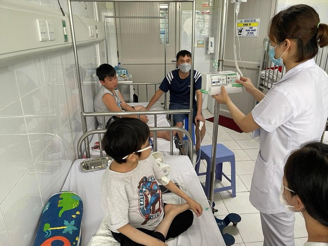 Hà Nội đã ghi nhận 2.605 trường hợp mắc cúm - Ảnh 1.
