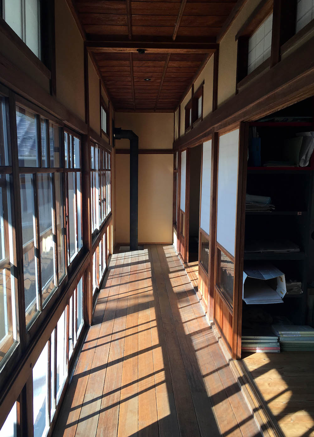Du lịch kiểu mới mà cũ ở Nhật: &quot;Đi trốn&quot; trong những ngôi nhà cổ gần gũi thiên nhiên, náu mình khỏi đô thị xô bồ - Ảnh 2.