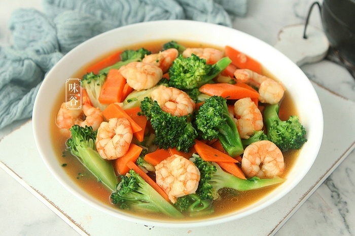 tom-xao-bong-cai-xanh-ngon-mat-ngon-mieng-ca-nha-me-man-921-4702588.jpeg tom-xao-bong-cai-xanh-ngon-mat-ngon-mieng-ca-nha-me-man-921-4702588.jpeg