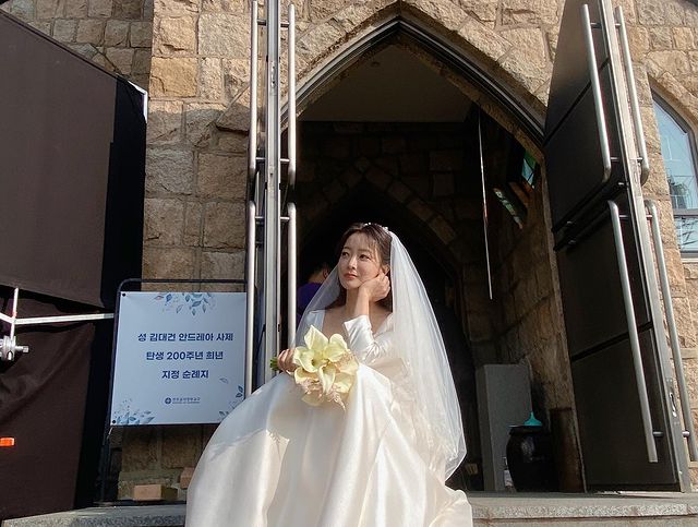 Mỹ nhân tự nhận đẹp hơn Kim Tae Hee hóa cô dâu màn ảnh ở tuổi 46, lấy lại phong độ nhan sắc sau khi lộ cả tá nếp nhăn - Ảnh 3.