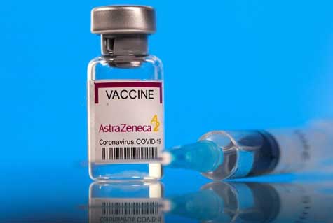 Liều thứ 4 vắc xin AstraZeneca hiệu quả 73% trong việc ngừa nhiễm COVID-19 - Ảnh 1.