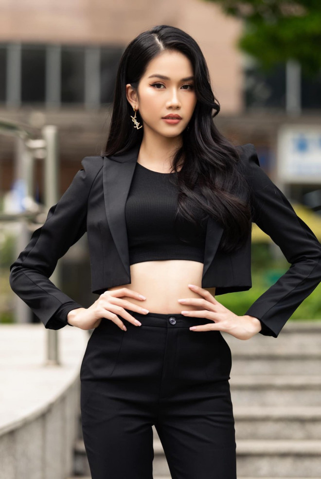 Ảnh thuở bé của dàn Hoa hậu - Á hậu Vbiz: Thuỳ Tiên, Đỗ Hà gây chú ý - Ảnh 21. Ảnh thuở bé của dàn Hoa hậu - Á hậu Vbiz: Thuỳ Tiên, Đỗ Hà gây chú ý - Ảnh 21.