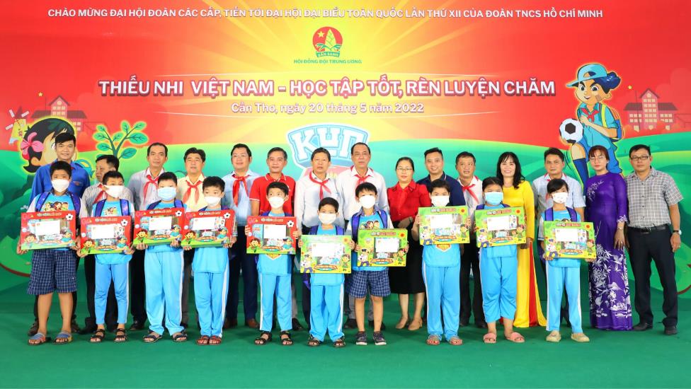 Tham gia sân chơi “Cùng Kun đọc sách mỗi ngày” cùng cơ hội dự vòng chung kết 3 ngày 2 đêm tại Đà Nẵng - Ảnh 2. Tham gia sân chơi “Cùng Kun đọc sách mỗi ngày” cùng cơ hội dự vòng chung kết 3 ngày 2 đêm tại Đà Nẵng - Ảnh 2.
