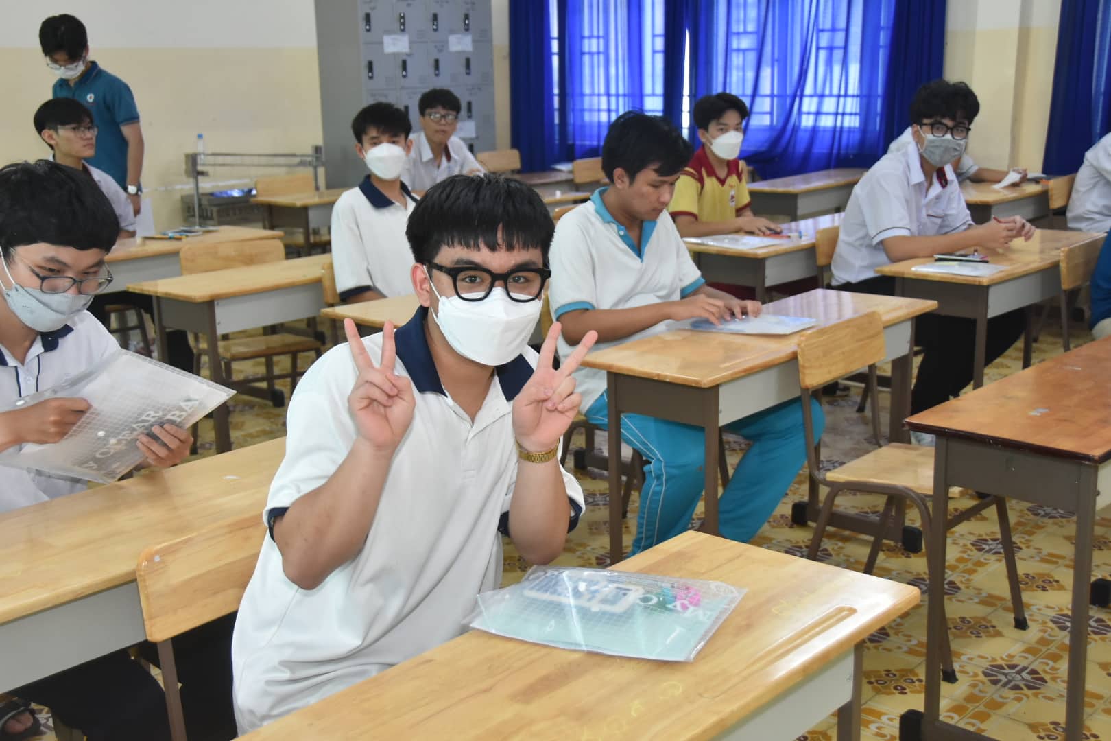 Một thí sinh tại TP HCM vi phạm quy chế thi do mang điện thoại - Ảnh 1. Một thí sinh tại TP HCM vi phạm quy chế thi do mang điện thoại - Ảnh 1.