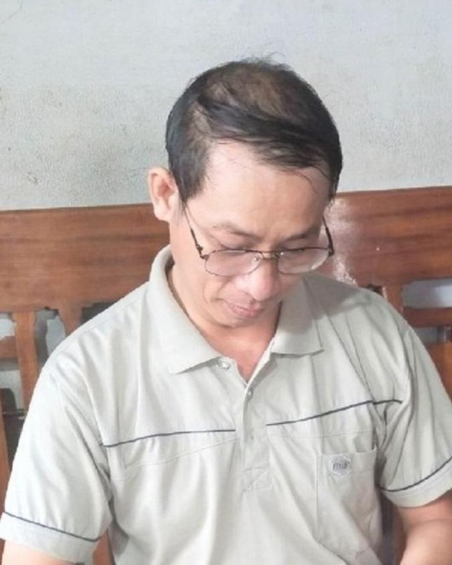 Sắp lên chức ông vẫn 'lều chõng' - Ảnh 3. Sắp lên chức ông vẫn 'lều chõng' - Ảnh 3.