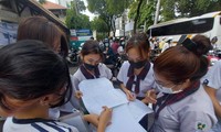 Sắp lên chức ông vẫn 'lều chõng' - Ảnh 4. Sắp lên chức ông vẫn 'lều chõng' - Ảnh 4.