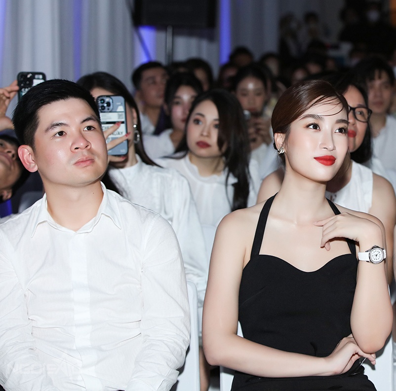 Cuộc sống hiện tại của Top 3 Hoa hậu Việt Nam 2016: Đỗ Mỹ Linh sắp cưới bạn trai thiếu gia, 2 Á hậu thì sao? - Ảnh 9.