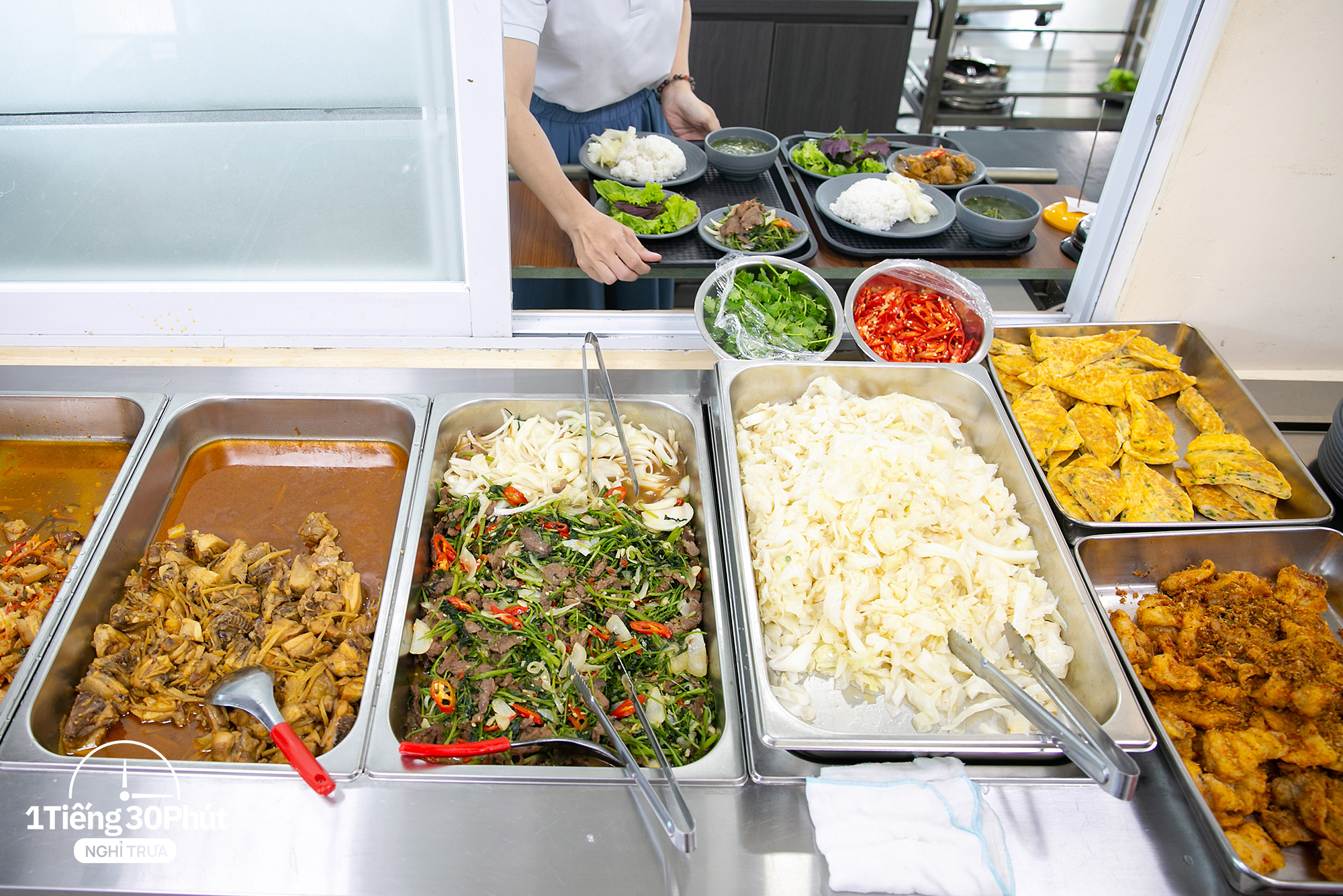 Căn tin trên tòa nhà VOV có nhiều loại "đặc sản nức tiếng" khiến nhân viên Đài truyền hình và hàng loạt văn phòng ở gần đó đều tìm tới để ăn trưa mỗi ngày - Ảnh 10. Căn tin trên tòa nhà VOV có nhiều loại "đặc sản nức tiếng" khiến nhân viên Đài truyền hình và hàng loạt văn phòng ở gần đó đều tìm tới để ăn trưa mỗi ngày - Ảnh 10.