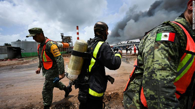 Cuba đã kiểm soát được vụ cháy kho dầu nghiêm trọng nhất trong lịch sử nước này - Ảnh 3.