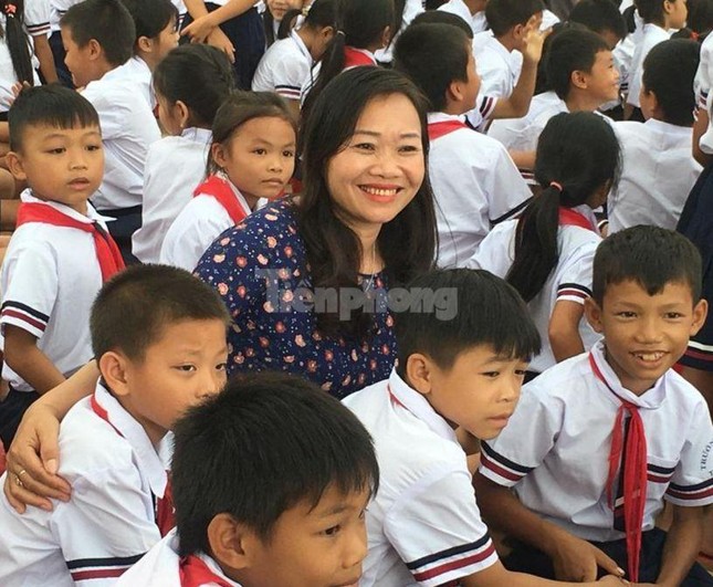 Thách thức của ngành giáo dục Việt Nam: Thiếu từ giáo viên đến cán bộ quản lý - Ảnh 1.