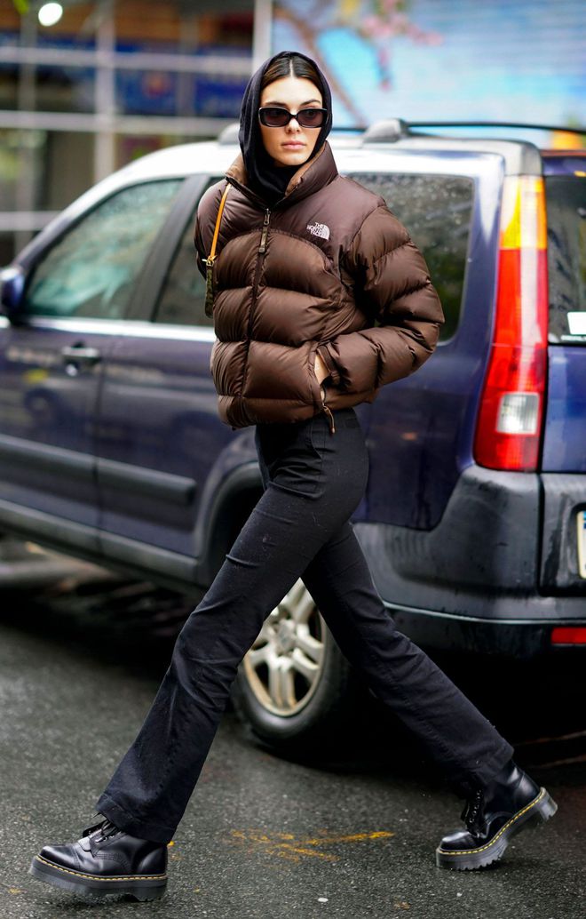 kendall-jenner-keeps-wearing-this-north-face-puffer-coat-16600130243461987955746-1660100314916-16601003149981277921685.jpg