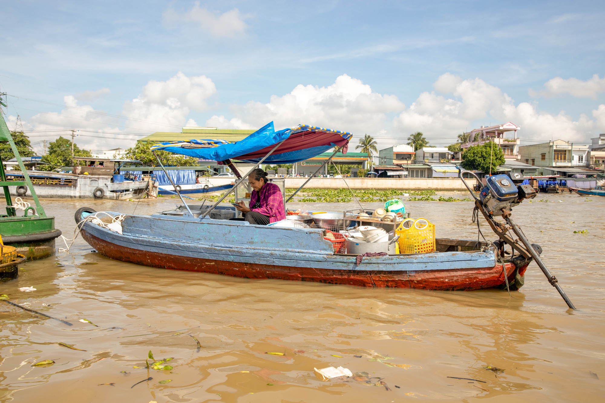 Bất ngờ trước sự thay đổi ở hàng bún riêu của dì Hai - &quot;bà hoàng nước dùng&quot; sau đúng 10 năm được Gordon Ramsay ghé thăm, quảng bá toàn thế giới - Ảnh 8.