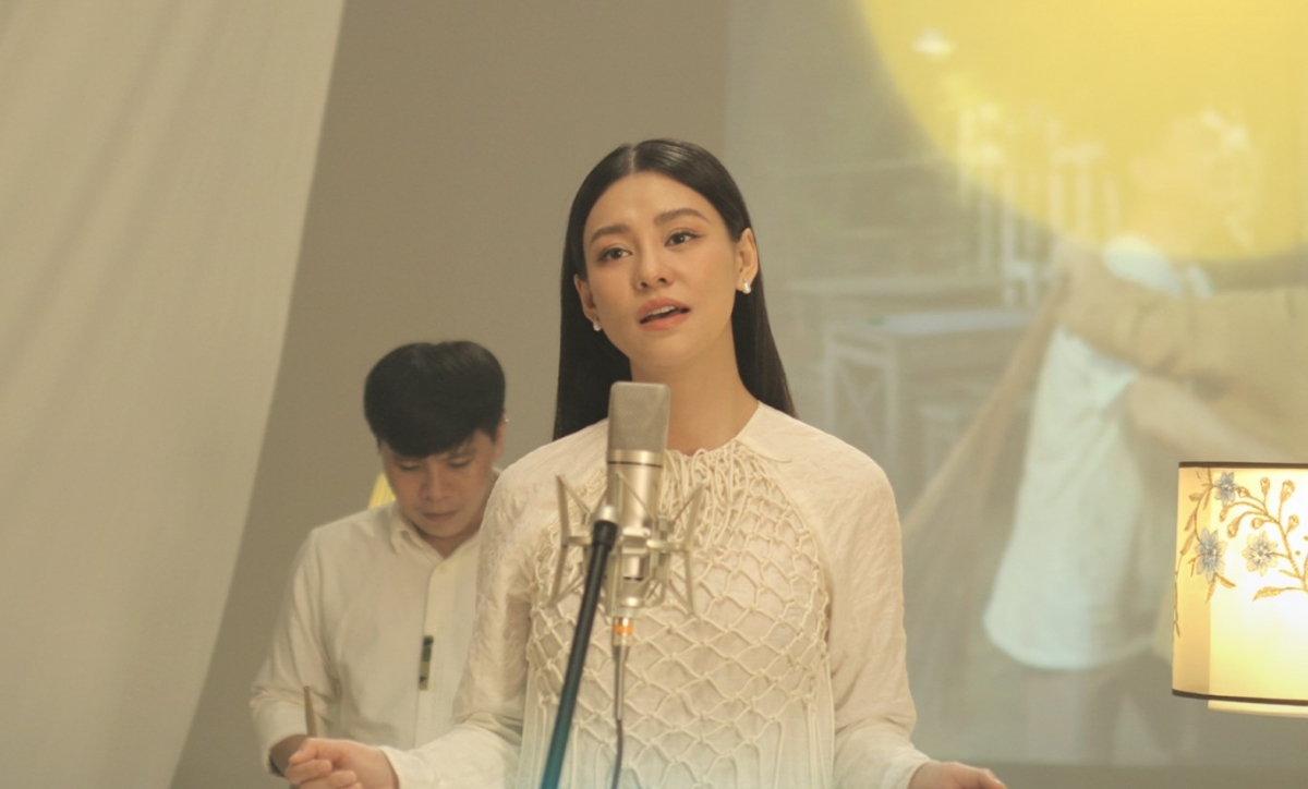 Tri ân mùa Vu Lan, Bùi Lan Hương phát hành MV 'Giấc mơ mẹ' - Ảnh 2.