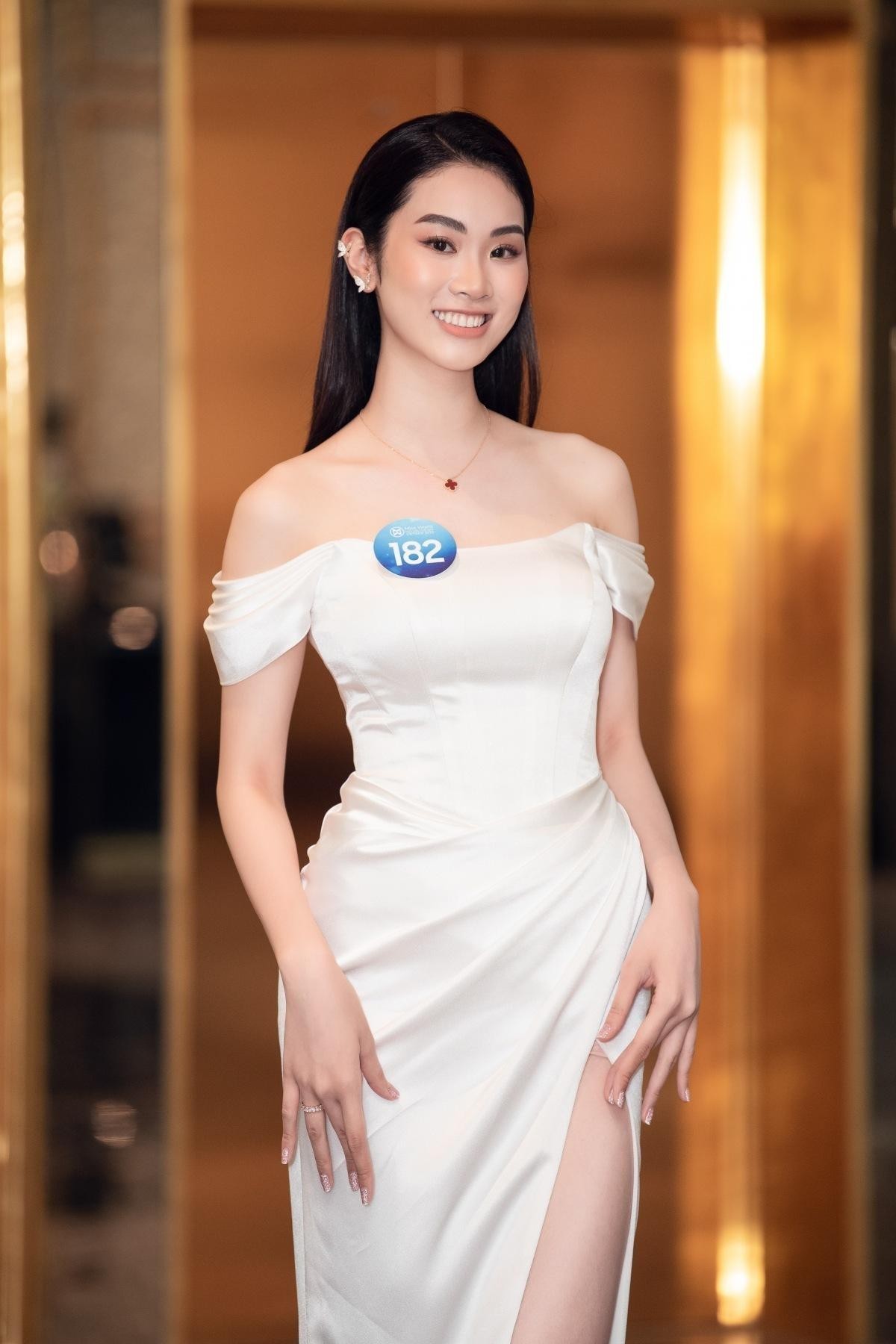 Đọ sắc 10 thí sinh sáng giá cho vương miện Miss World Vietnam 2022 trước đêm chung kết - Ảnh 1.