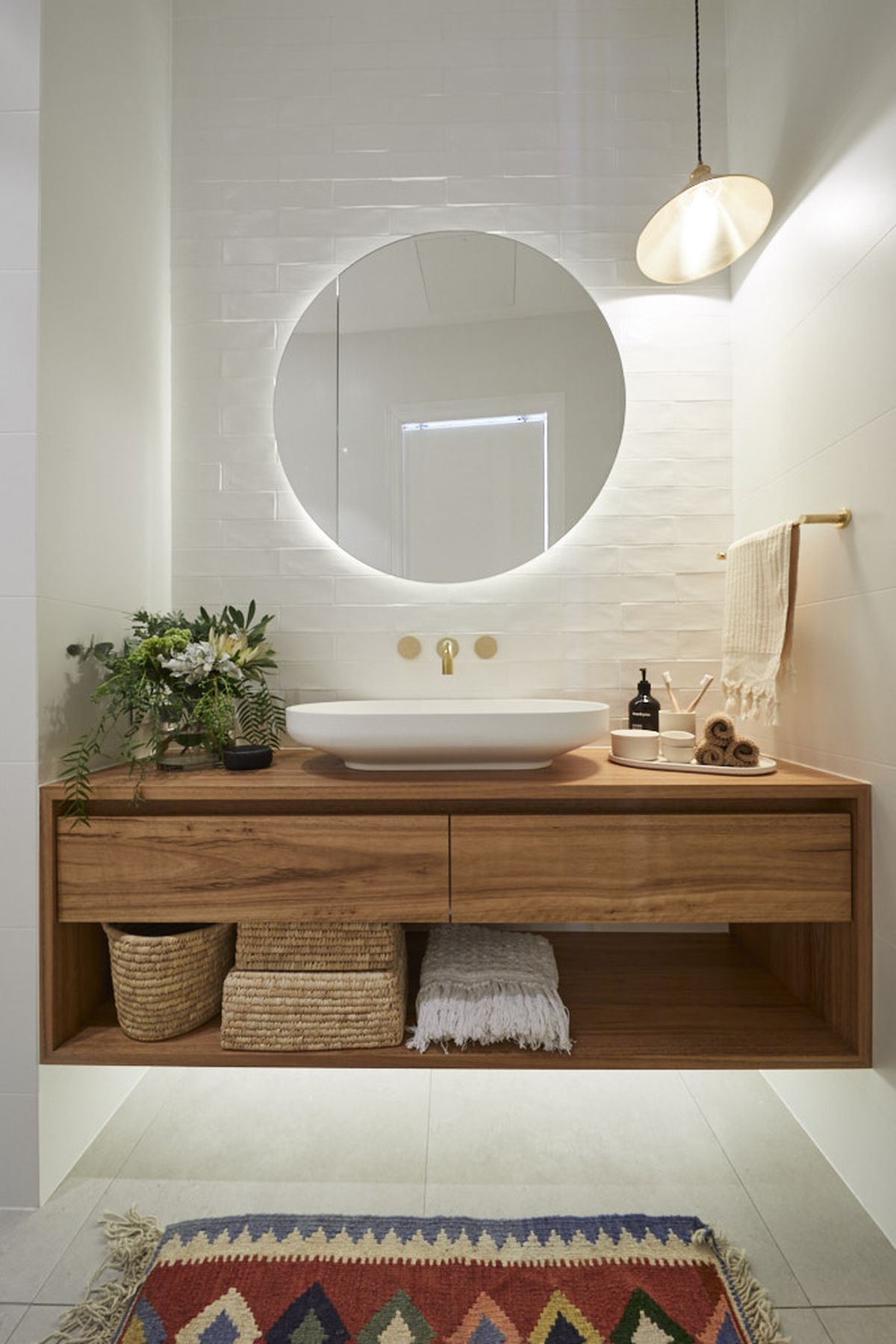Tha hồ gom nhặt ý tưởng cho căn phòng tắm gia đình với những thiết kế đẹp miễn chê - Ảnh 8.