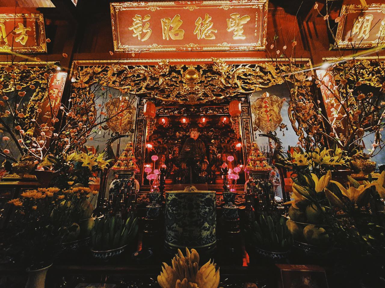 Đền Hỏa Thần - Ngôi đền duy nhất tại Việt Nam thờ &quot;Ông tổ phòng cháy chữa cháy&quot; - Ảnh 1.