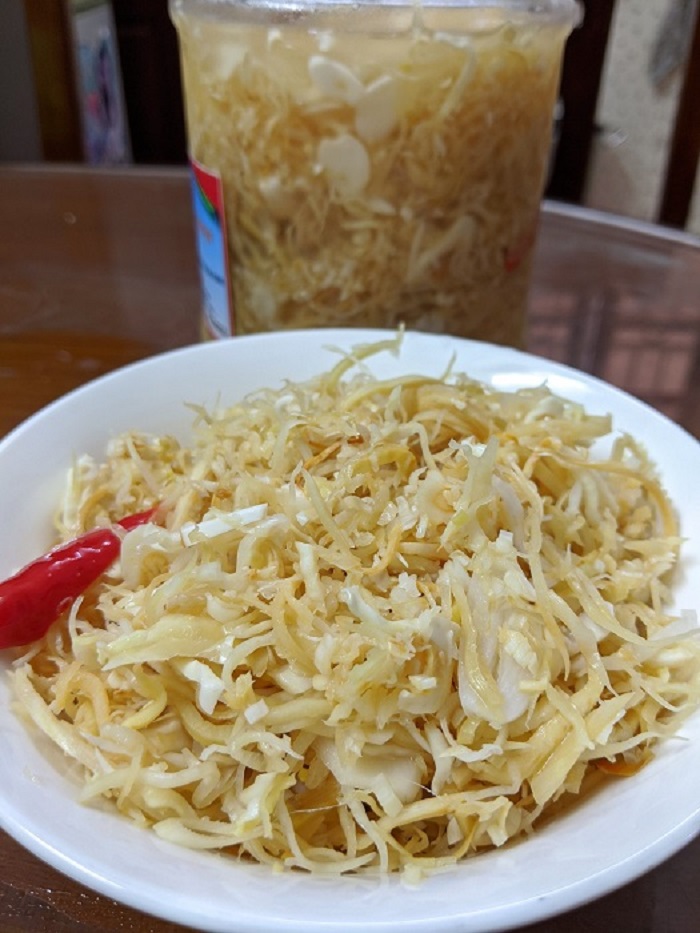 Cơm độn ăn nhút chấm tương, không chê nghèo khó thì thương nhau cùng - Ảnh 1. Cơm độn ăn nhút chấm tương, không chê nghèo khó thì thương nhau cùng - Ảnh 1.