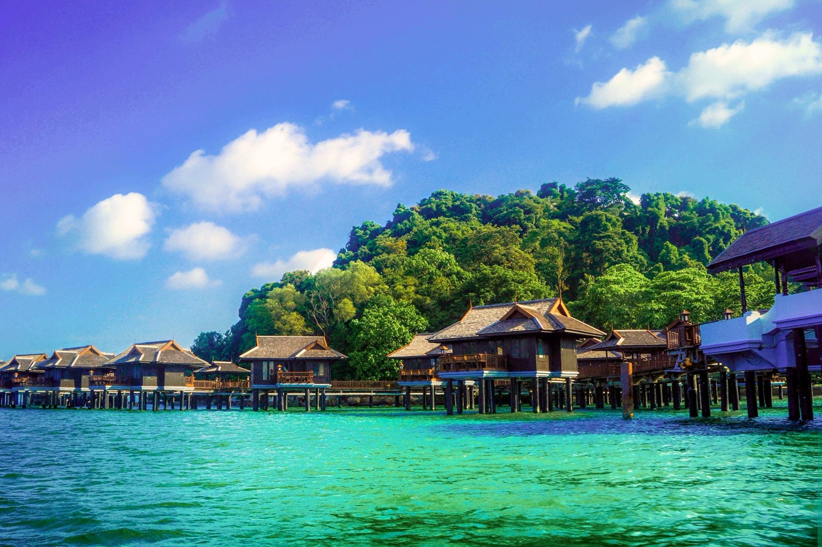 Điểm danh những 'hòn đảo thiên đường' ở châu Á: CNN gọi tên Côn Đảo của Việt Nam - Ảnh 3.