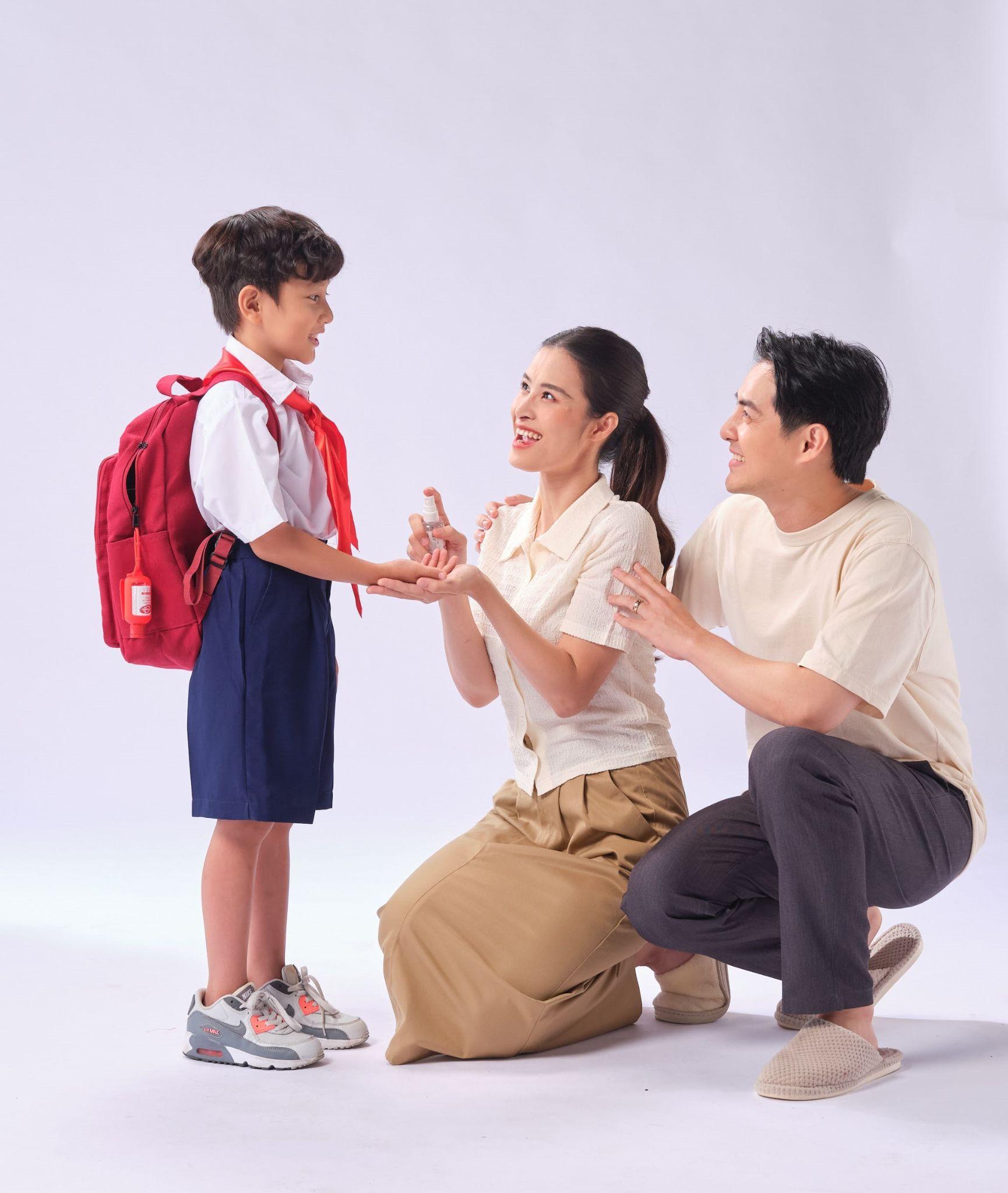 Con trẻ tựu trường, bố mẹ canh cánh nỗi lo trước nhiều thông tin dịch bệnh trở lại - Ảnh 5. Con trẻ tựu trường, bố mẹ canh cánh nỗi lo trước nhiều thông tin dịch bệnh trở lại - Ảnh 5.