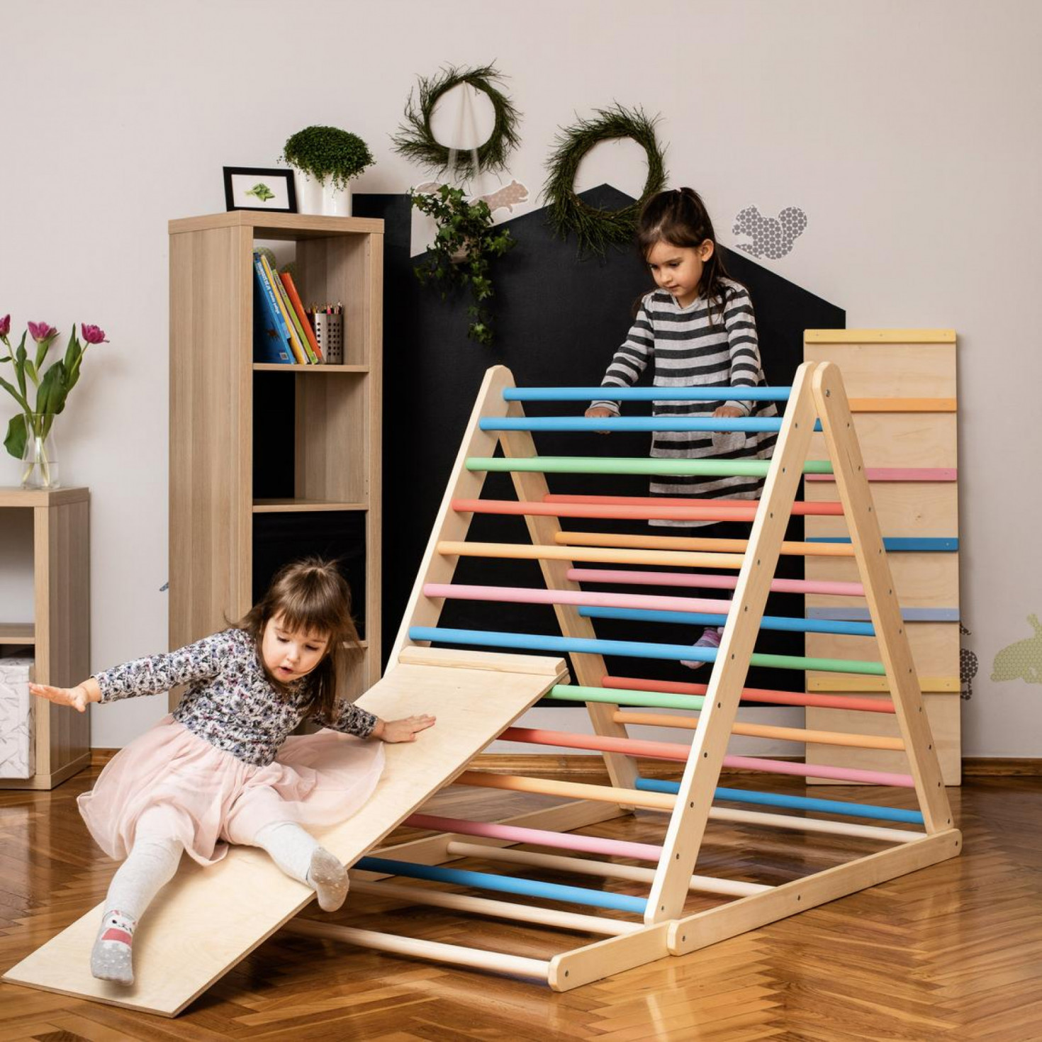 Ngắm phòng riêng của con gái Cường Đô la: Loạt đồ chơi đắt đỏ kết hợp phương pháp giáo dục Montessori - Ảnh 6.