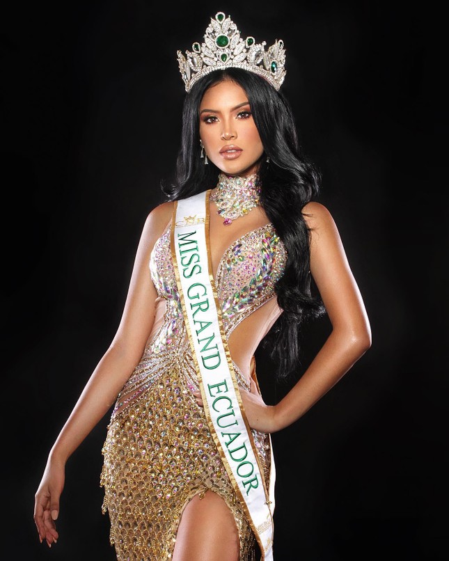 Người đẹp từng được Thuỳ Tiên trao vương miện Miss Grand Ecuador 2022 bất ngờ từ bỏ danh hiệu - Ảnh 3.