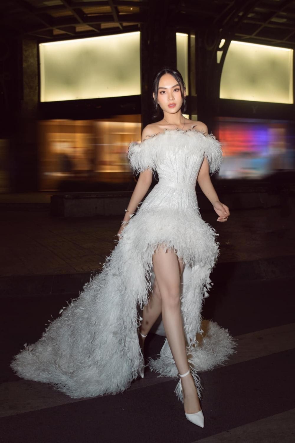 Hoa hậu Mai Phương cực khéo chọn đầm dạ hội, thiết kế nào cũng tôn dáng tuyệt đối - Ảnh 8.