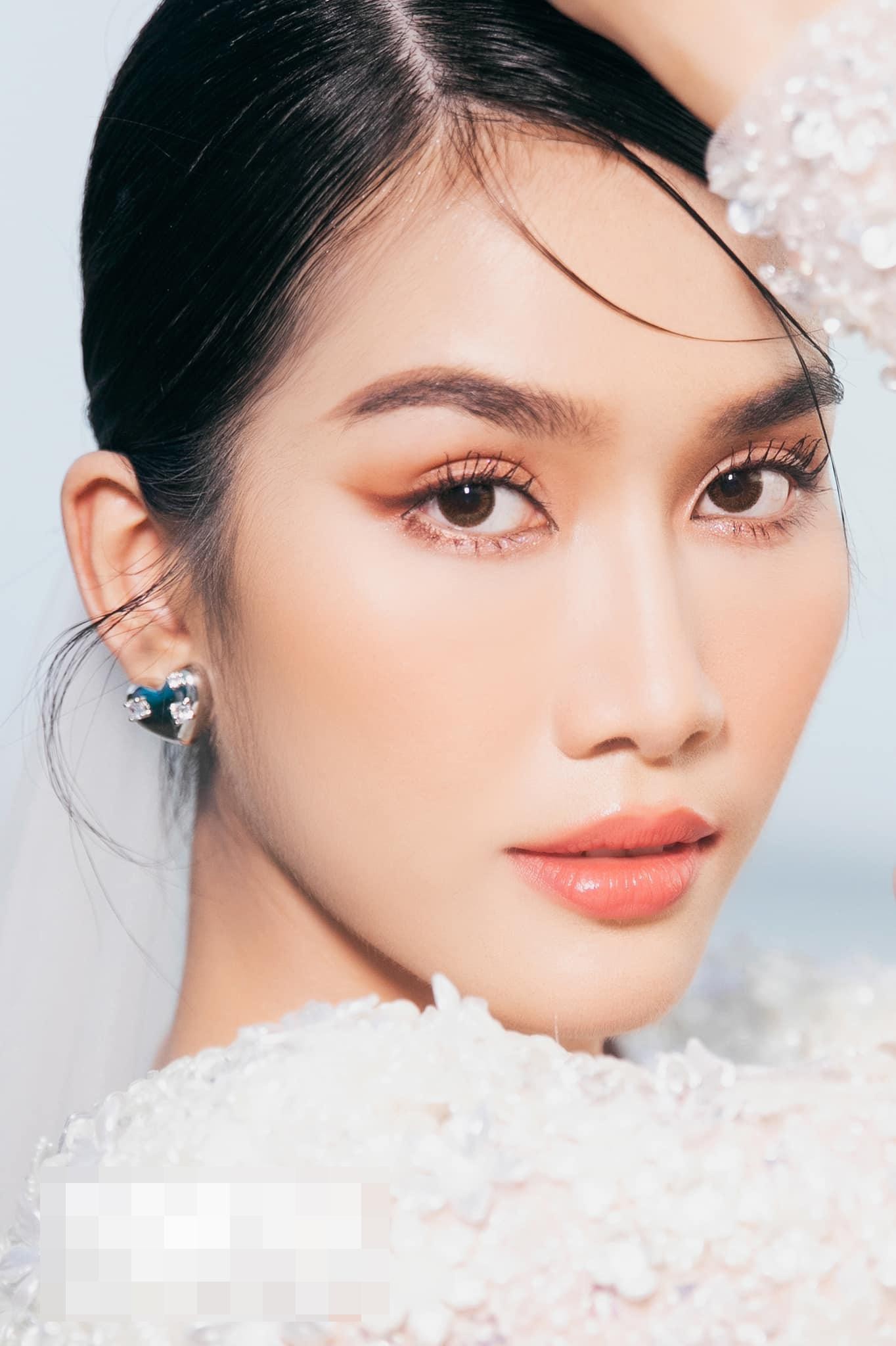 &Aacute; hậu Phương Anh cực quyến rũ với bikini - Ảnh 5.