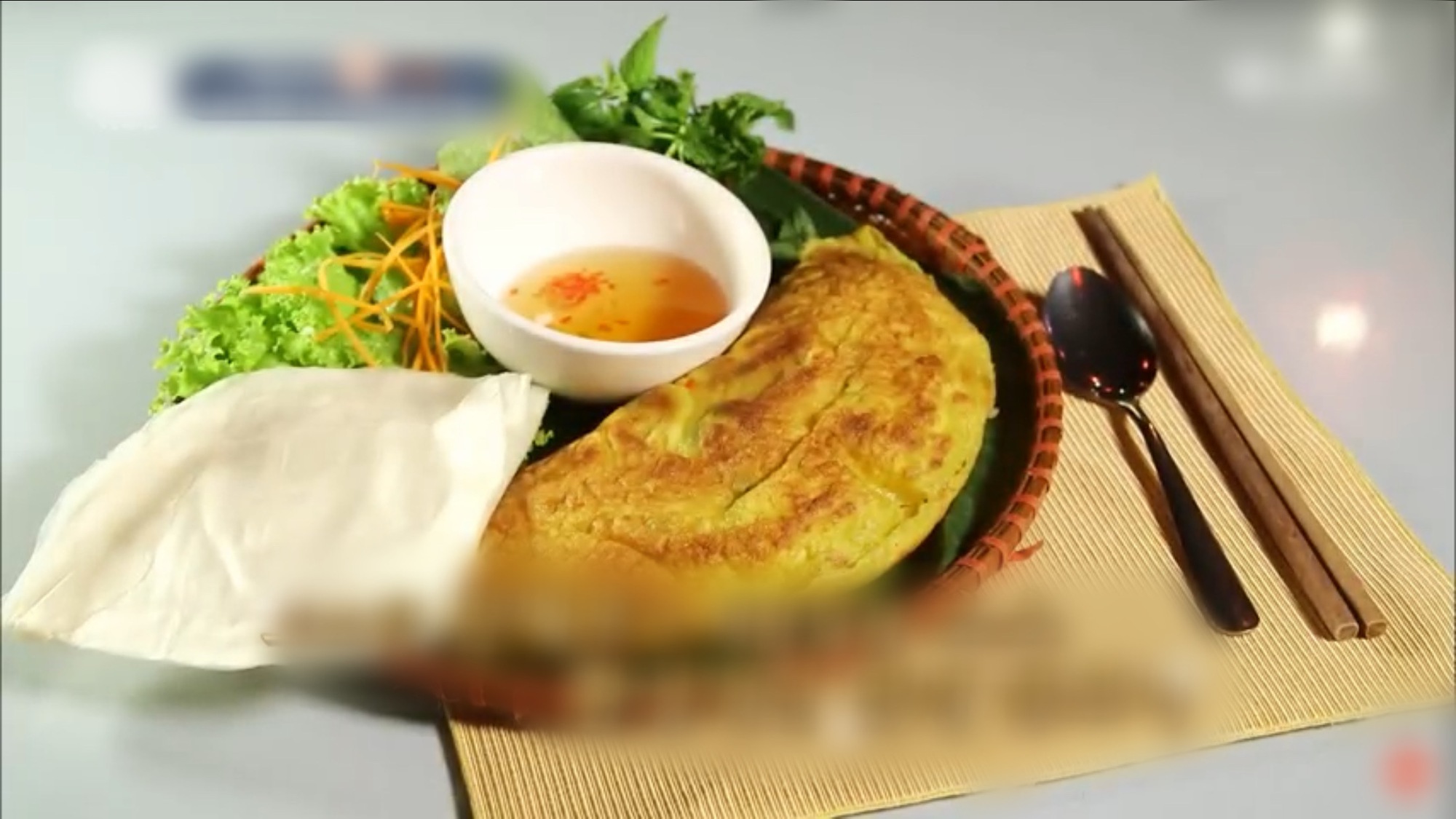 Bánh xèo Việt Nam khiến dàn sao Hàn thích mê vì quá ngon - Ảnh 4.