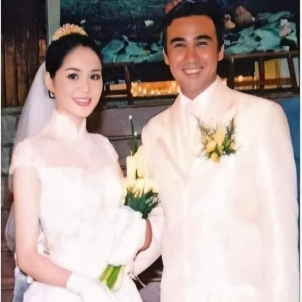 Loạt ảnh cưới 17 năm trước của MC Quyền Linh, bà xã Dạ Thảo vô cùng xinh đẹp - Ảnh 1.