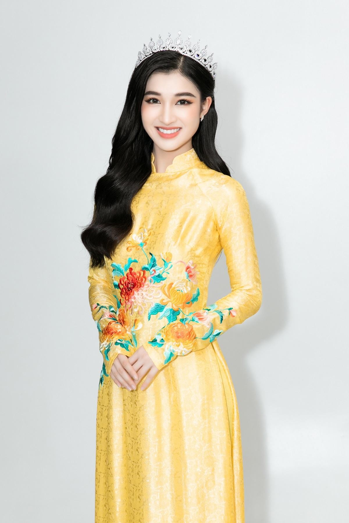 Những lần top 3 Miss World Vietnam 2022 đọ sắc xinh đẹp với áo dài sau khi đăng quang - Ảnh 14.