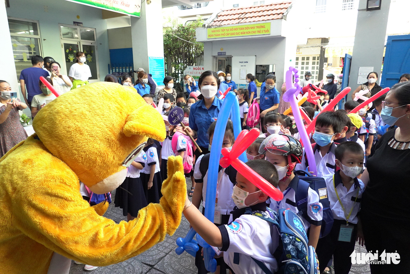 Hôm nay 22-8, hơn 1 triệu học sinh TP.HCM tựu trường - Ảnh 1. Hôm nay 22-8, hơn 1 triệu học sinh TP.HCM tựu trường - Ảnh 1.