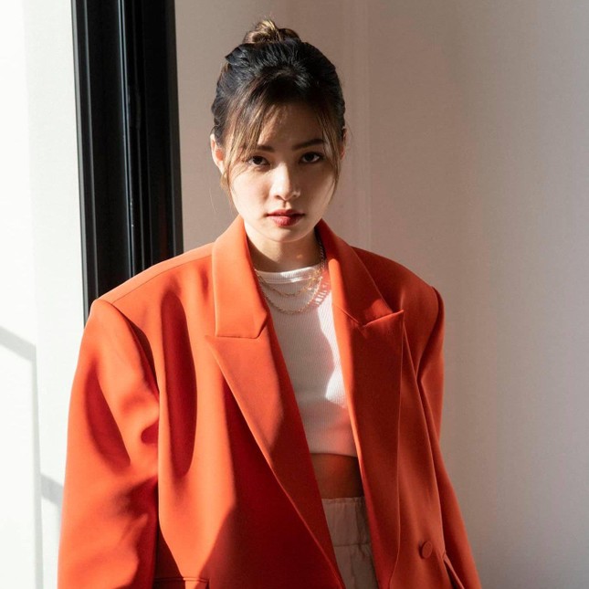 Fashion Blogger Bim Nguyễn: Văn hóa tiêu dùng bền vững cần xuất phát từ tư duy - Ảnh 1.