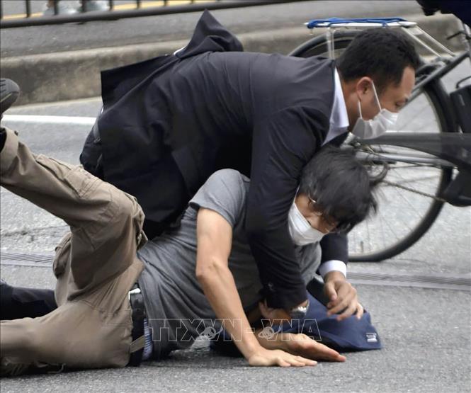 Cảnh sát Nhật Bản công bố kết luận điều tra vụ cựu Thủ tướng Shinzo Abe bị ám sát - Ảnh 1.