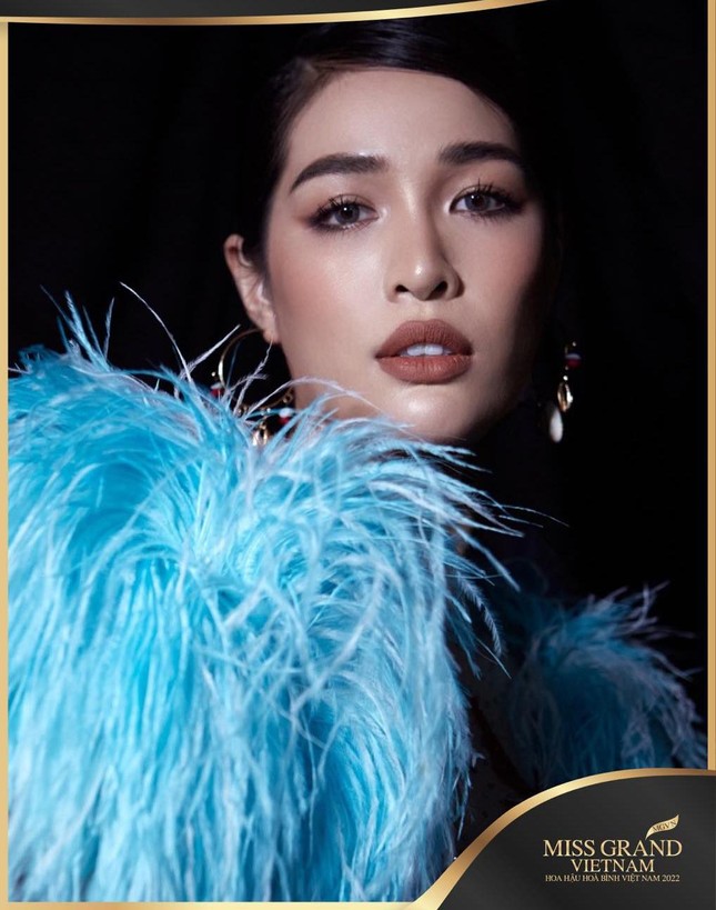 Nữ người mẫu có gương mặt được ví như 'bản sao' của Á hậu Lệ Hằng dự thi Miss Grand Vietnam 2022 - Ảnh 1.