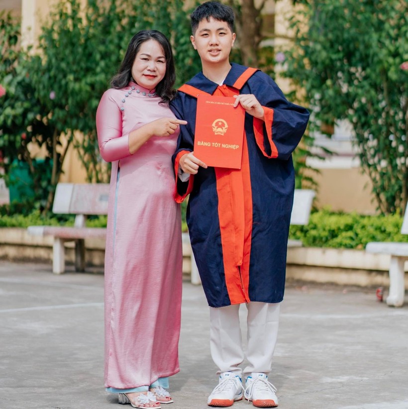 Cậu học tr&ograve; người N&ugrave;ng đam m&ecirc; Vật l&yacute; - Ảnh 2.