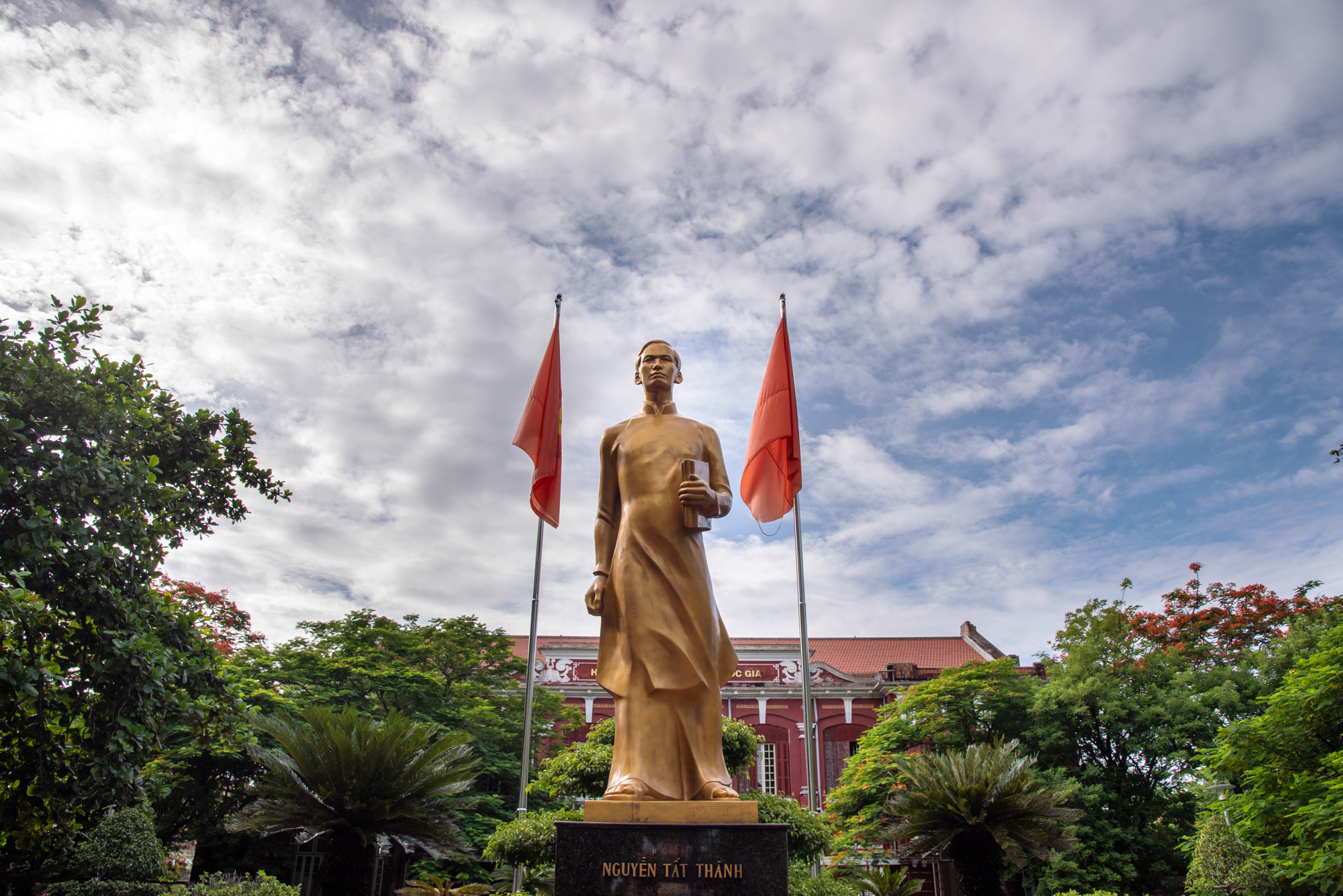Trường trung học 126 tuổi, lâu đời thứ 3 Việt Nam - Ảnh 3.