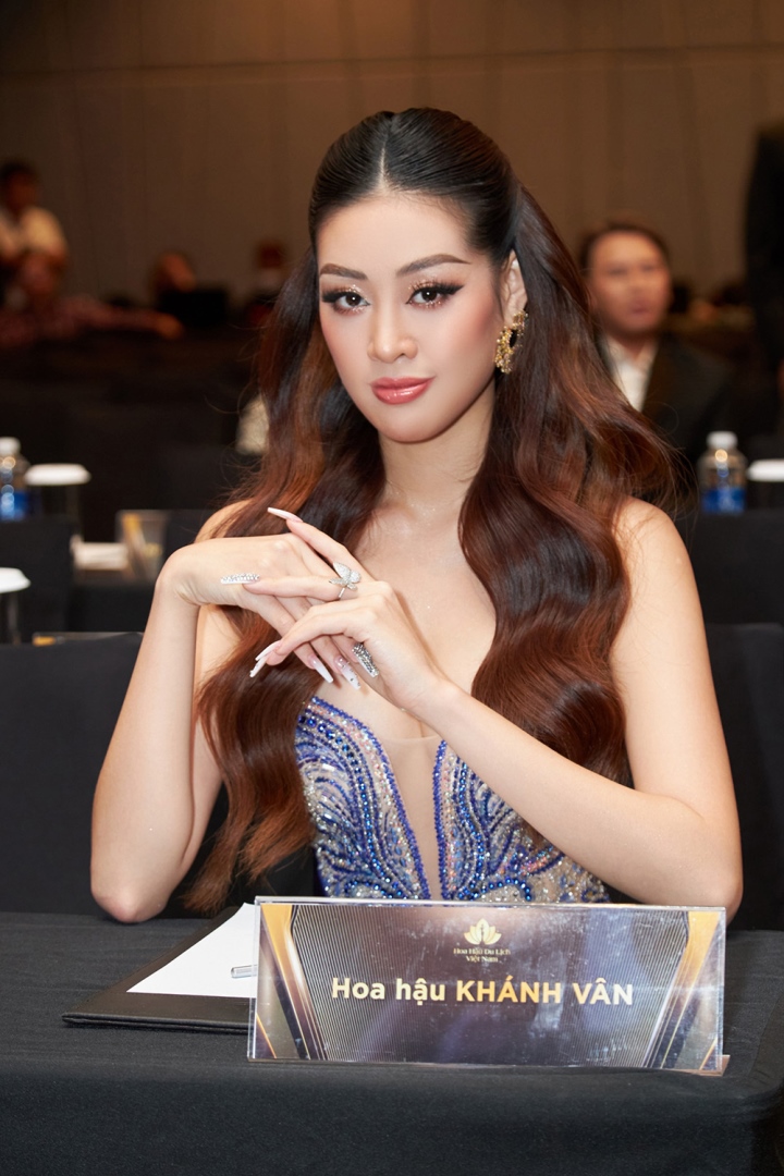 Ngắm nhan sắc ngày càng thăng hạng của Hoa hậu Khánh Vân - Ảnh 5.