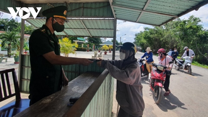 Bẫy 'ngọt ngào' và nước mắt lao động vượt biên trái phép - Ảnh 4. Bẫy 'ngọt ngào' và nước mắt lao động vượt biên trái phép - Ảnh 4.