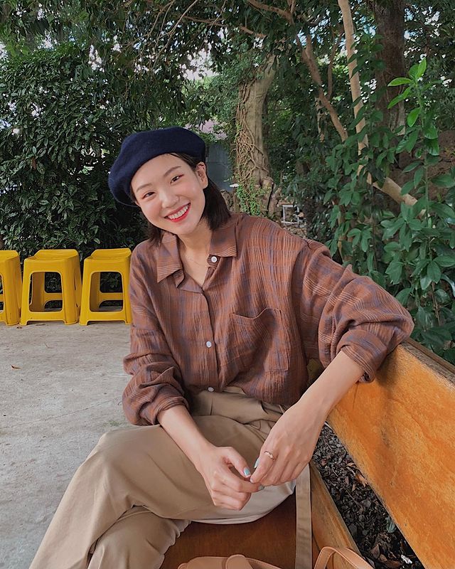 Blogger người Hàn mách bạn cách sắm đồ tông nâu ngày thu - Ảnh 15.