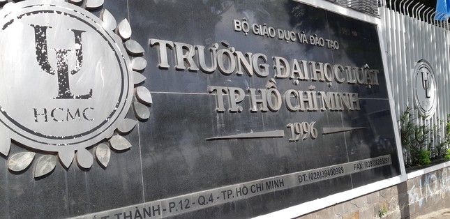 Trường ĐH Luật TPHCM công bố học phí mới: Cao nhất 165 triệu đồng/năm - Ảnh 1.