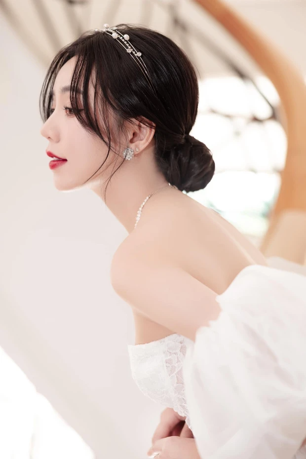Quỳnh Kool l&ecirc;n đồ khoe vai trần quyến rũ - Ảnh 8.