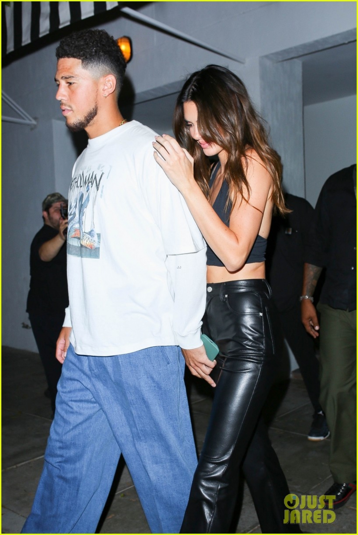 Kendall Jenner xinh đẹp đi chơi đêm cùng bạn trai sau khi tái hợp - Ảnh 2.