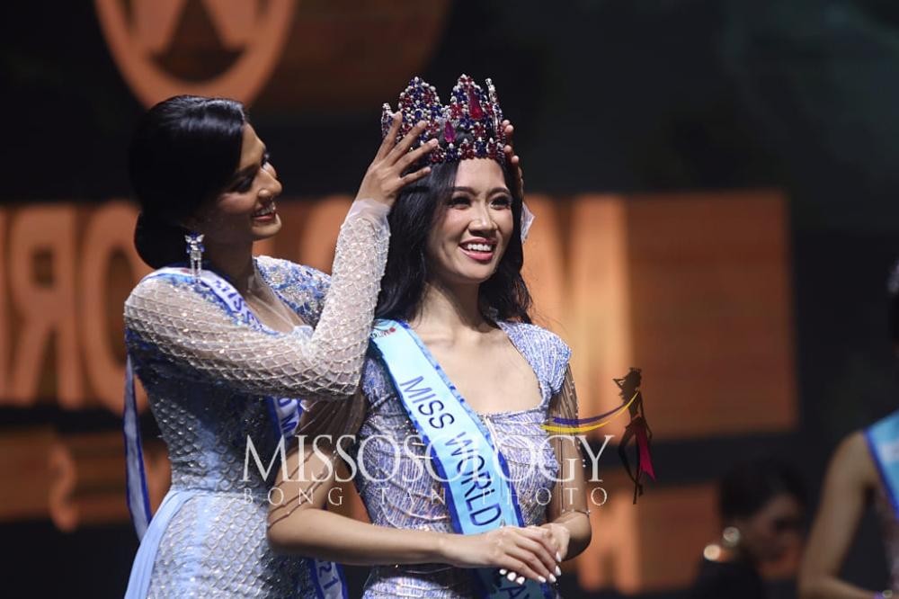 Đối thủ nặng ký của Hoa hậu Mai Phương tại Miss World 2022: Trình độ học vấn được khen hết lời - Ảnh 1.