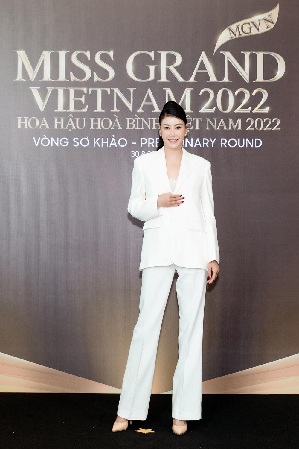 Thảm đỏ sơ khảo Miss Grand Vietnam 2022: Á hậu Kiều Loan, Ngọc Thảo đọ sắc vóc nóng bỏng - Ảnh 7.