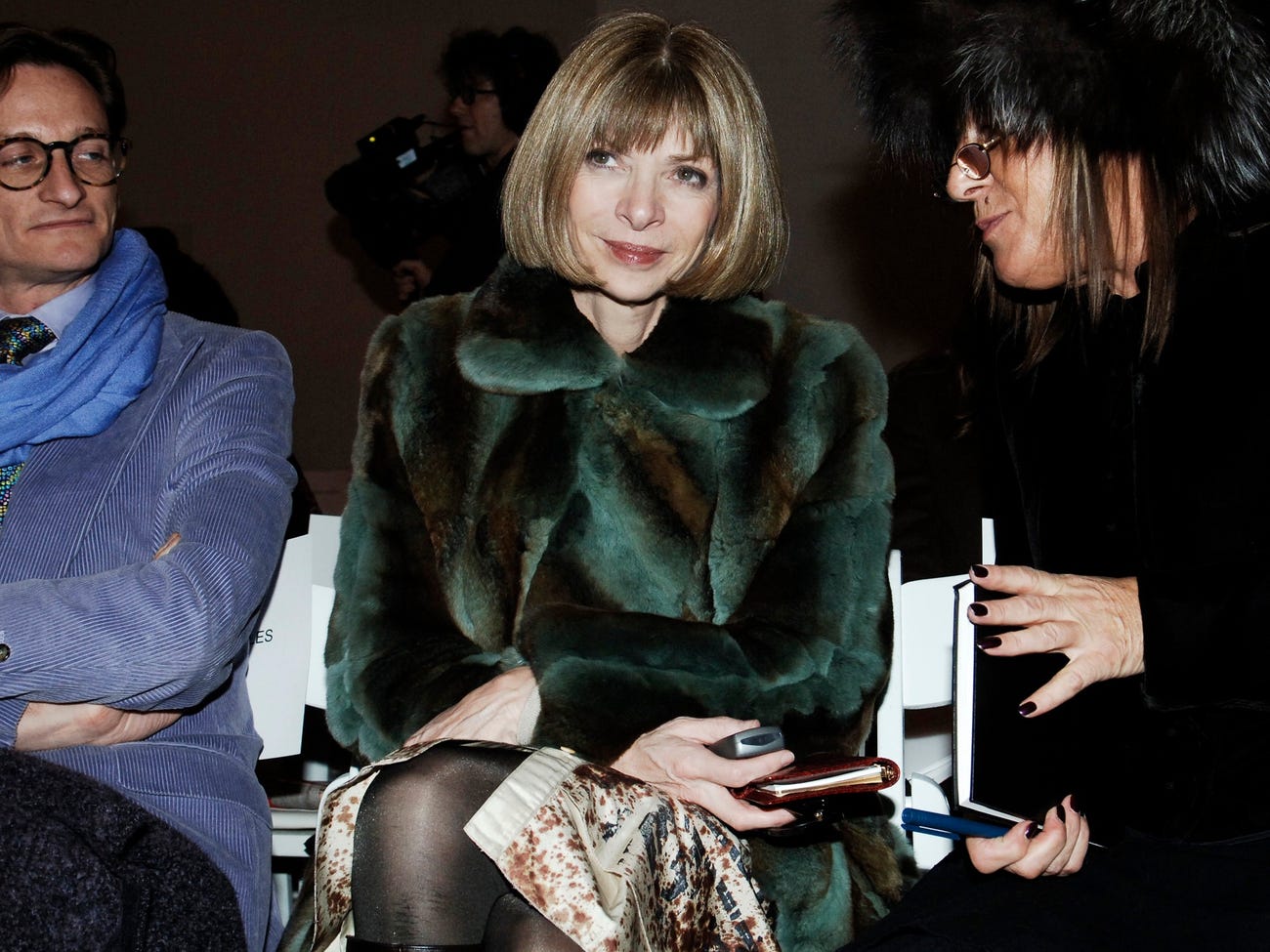 Anna Wintour: &quot;Thét ra lửa&quot; ở nơi làm việc, &quot;cầm trịch&quot; làng thời trang, nhưng đồng thời lại là người mẹ hiền được các con hết mực thương yêu - Ảnh 19.