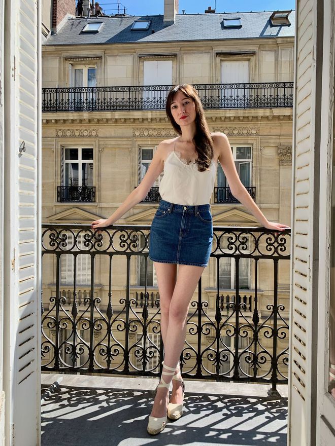 4 kiểu chân váy sành điệu giúp phụ nữ Pháp biến tấu phong cách đa dạng